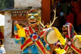 thimphu-tsechu-dance-stag-hounds-3008x1692